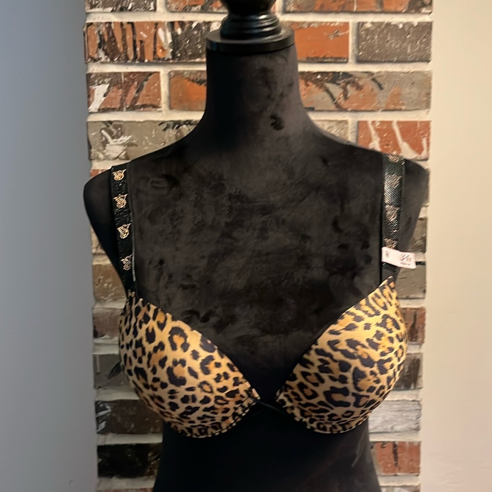 VS/ Bombshell padded bra